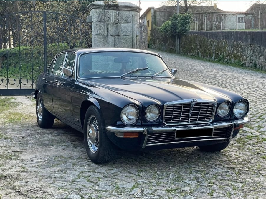 Jaguar XJ (1974 Classic)